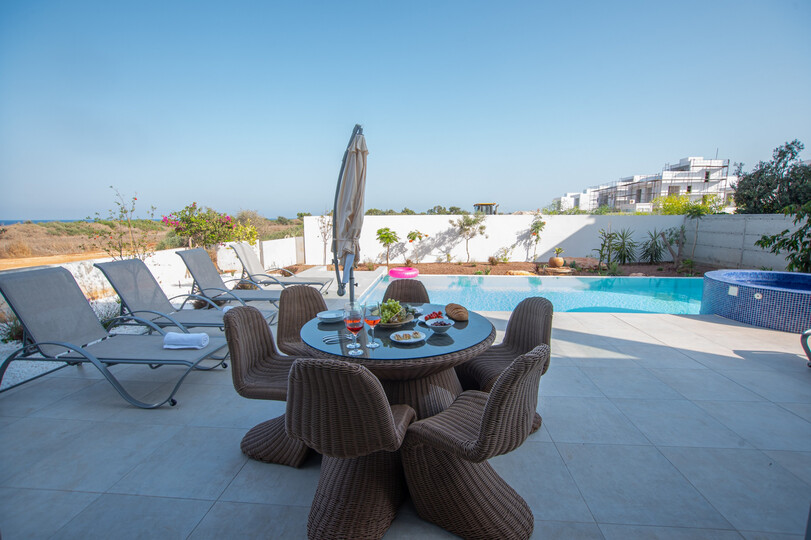 Ihre 5-Sterne-Strandvilla in Famagusta Villa 1024