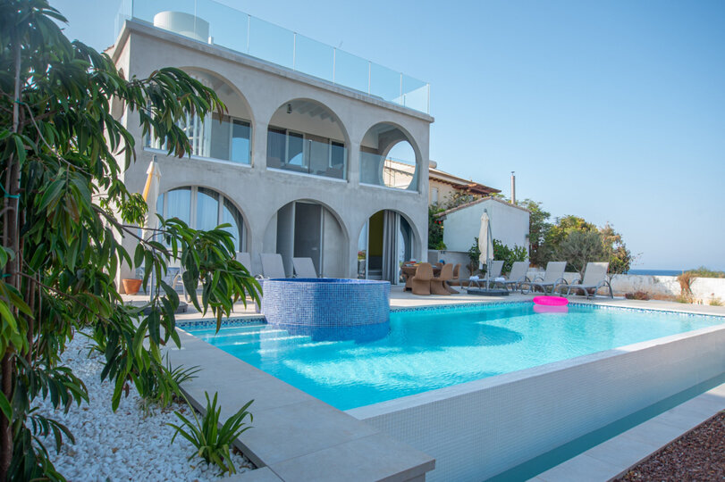 Ihre 5-Sterne-Strandvilla in Famagusta Villa 1024
