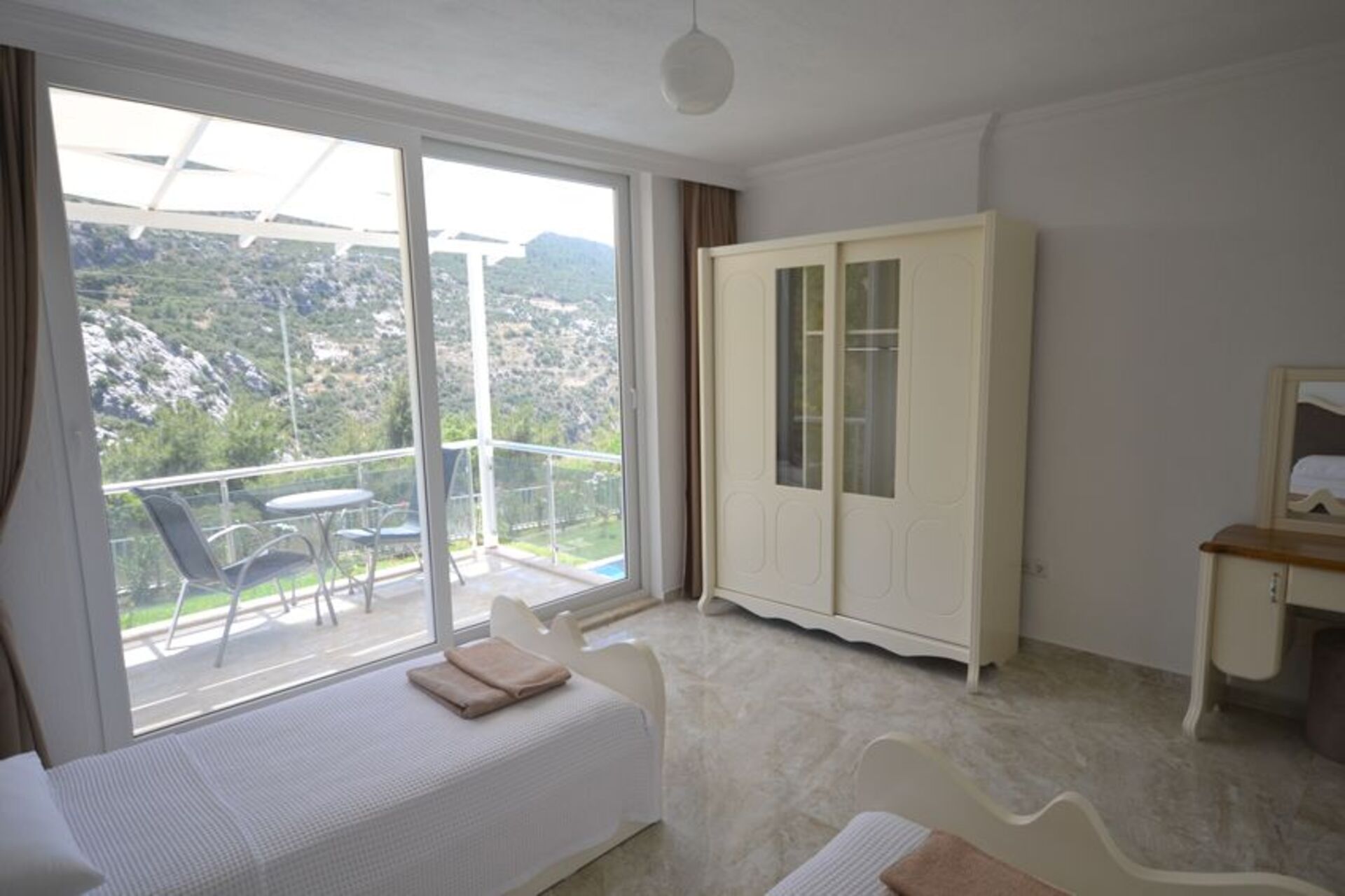 Mieten Sie Ihre eigene Luxusvilla mit 4 Schlafzimmern, Kalkan Villa 1071
