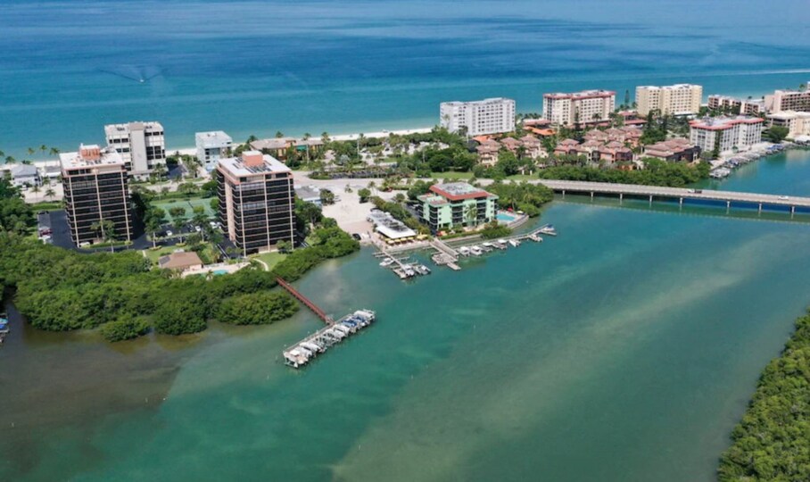Exklusive Eigentumswohnung in einem der renommiertesten Resorts, Sea Isles, Florida, Eigentumswohnung 5957