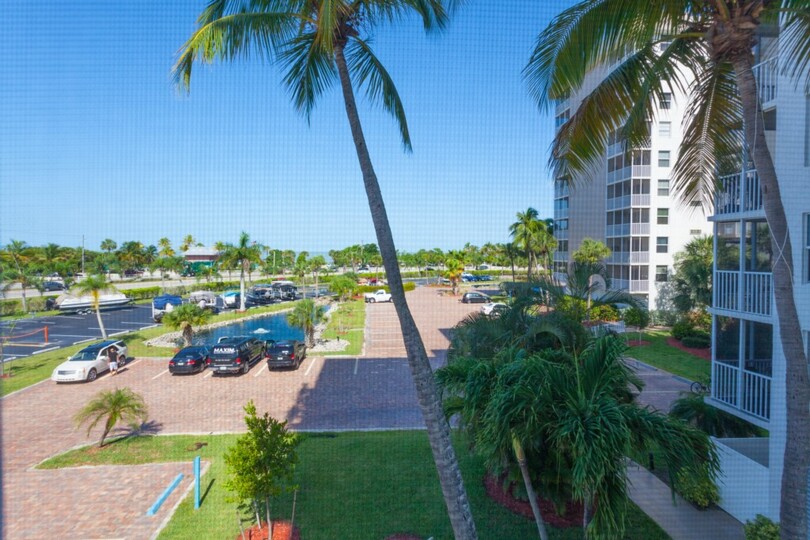 Exklusive Ferienwohnung am Bonita Beach, nur wenige Minuten von Disney, Florida Condo 5927
