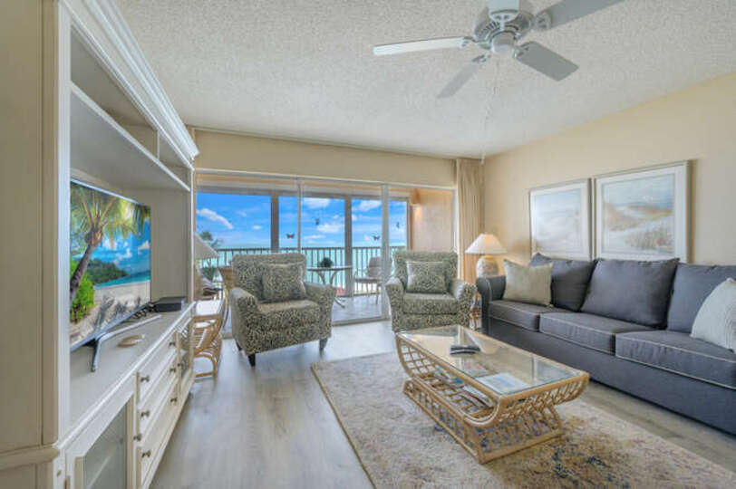 Luxuriöse Eigentumswohnung im zeitgenössischen Stil am Dolphin Way, Florida, Eigentumswohnung 5937