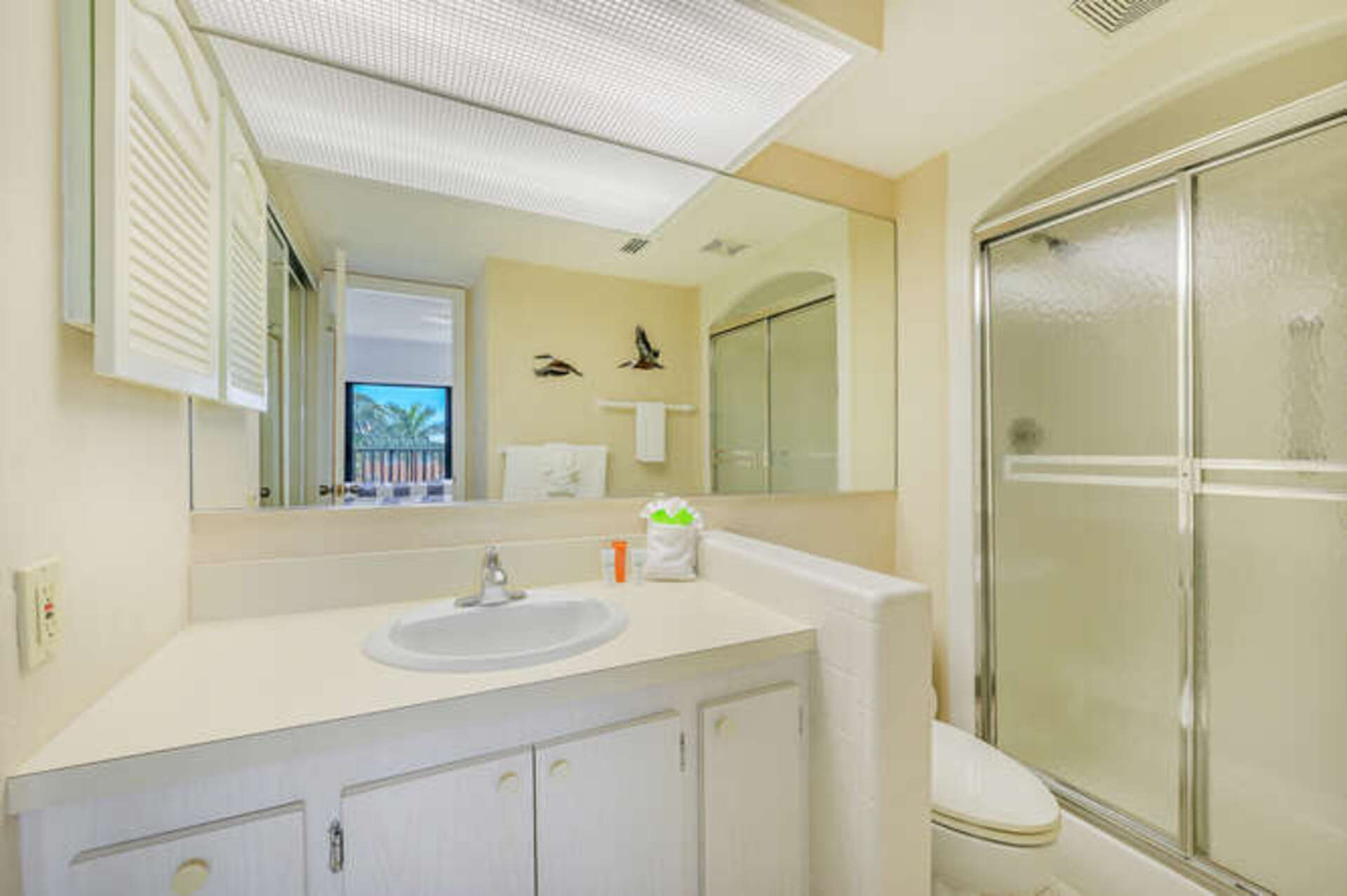 Luxuriöse Eigentumswohnung im zeitgenössischen Stil am Dolphin Way, Florida, Eigentumswohnung 5937