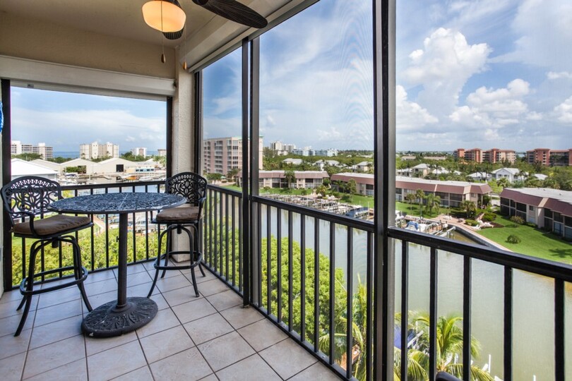 Luxuriöse Eigentumswohnung im zeitgenössischen Stil in Hibiscus Point, Florida, Eigentumswohnung 5933