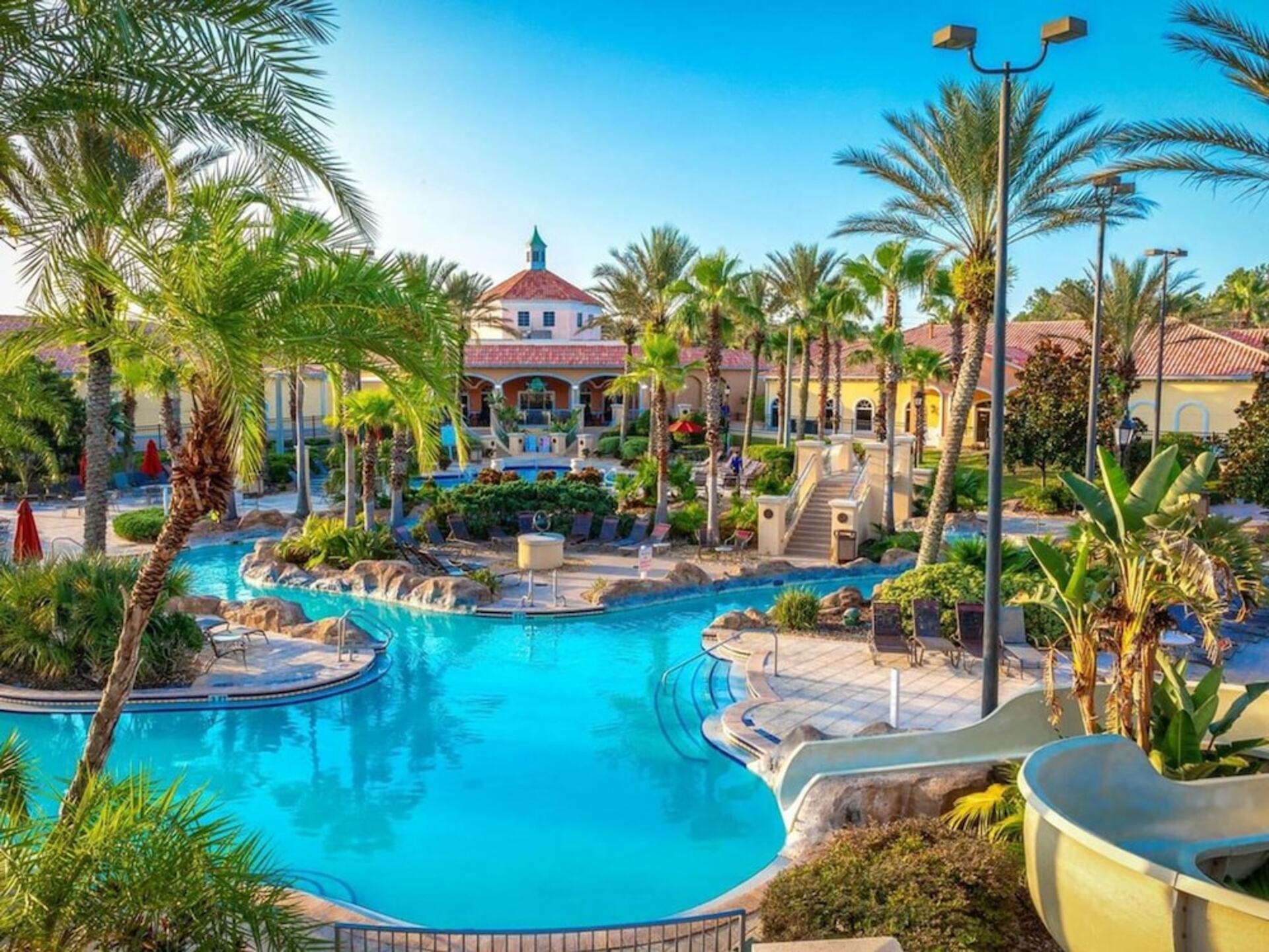 5-Sterne-Stadthaus in einer der prestigeträchtigsten Gegenden im Regal Palms Resort, Florida. Stadthaus 4070