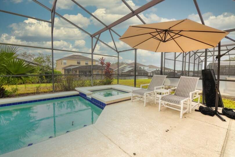 5-Sterne-Villa in einer der prestigeträchtigsten Gegenden in Legacy Park, Florida Villa 6060
