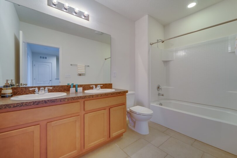 Exklusives Ferienreihenhaus im Solterra Resort, nur wenige Minuten von Disney, Florida Townhome 6083