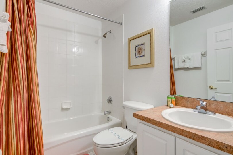 5 Sterne in einer der prestigeträchtigsten Gegenden im Calabay Parc am Tower Lake, Florida Villa 6117