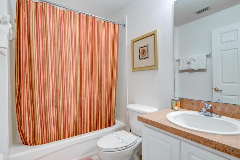 5 Sterne in einer der prestigeträchtigsten Gegenden im Calabay Parc am Tower Lake, Florida Villa 6117