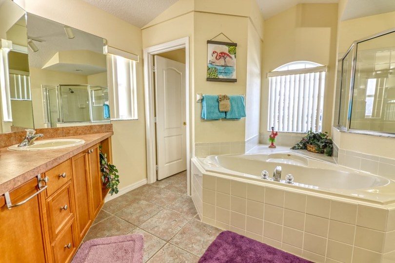 Luxusvilla mit fantastischem Privatpool in The Abbey at West Haven, Florida Villa 6153