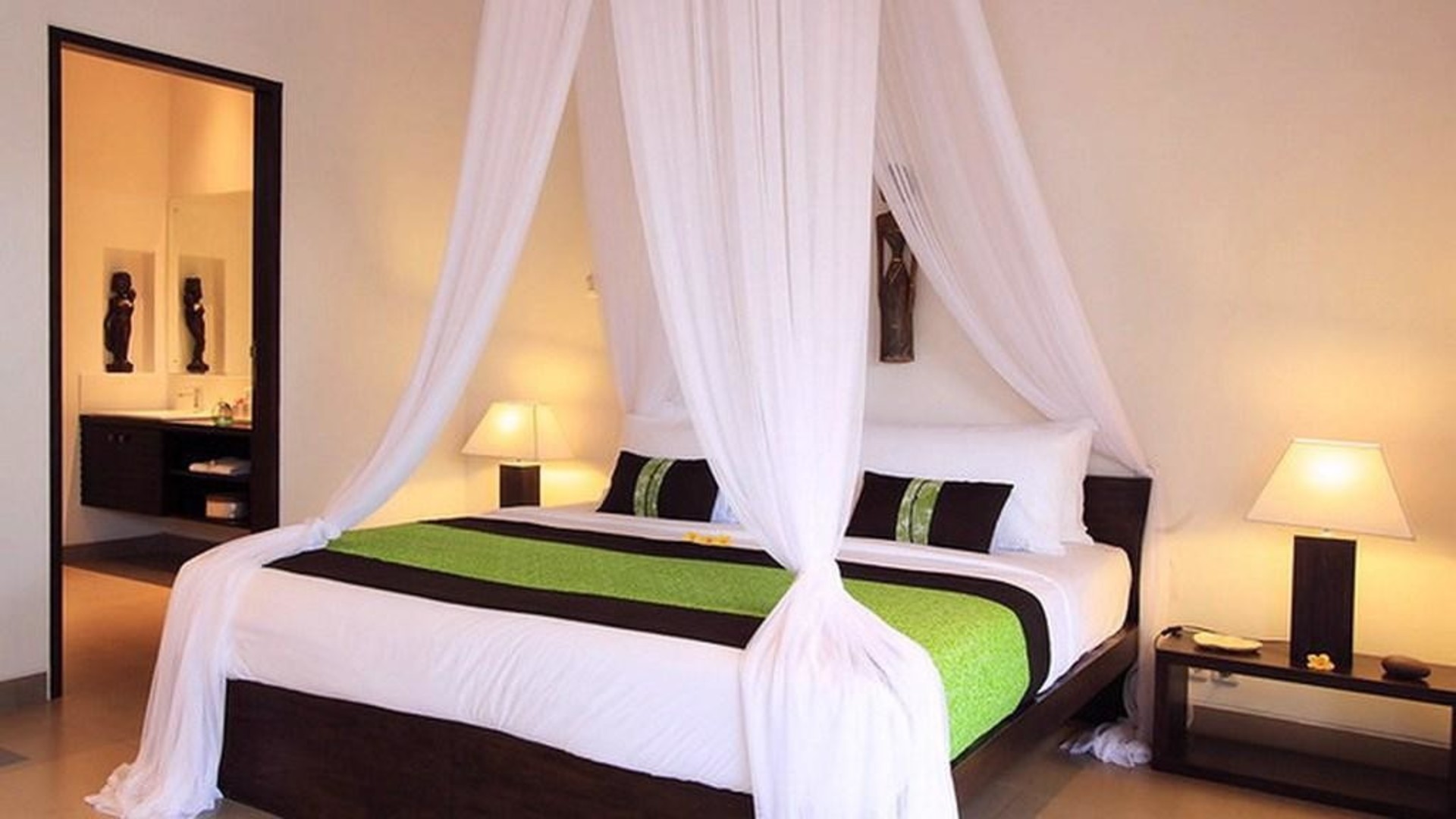 5 Star Villa Holidays ist stolz, Bali Villa 2132 zu präsentieren