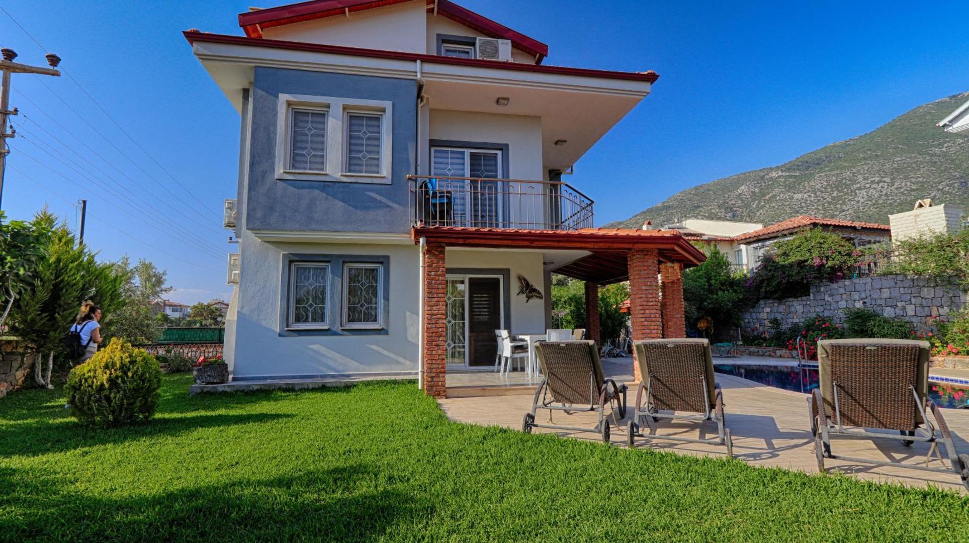 5 Star Villa with 4 Bedrooms, Fethiye Villa 1044