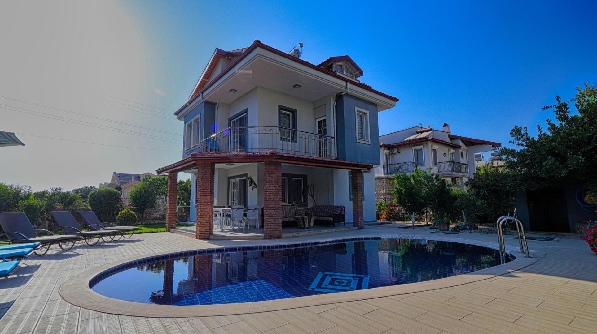5 Star Villa with 4 Bedrooms, Fethiye Villa 1044