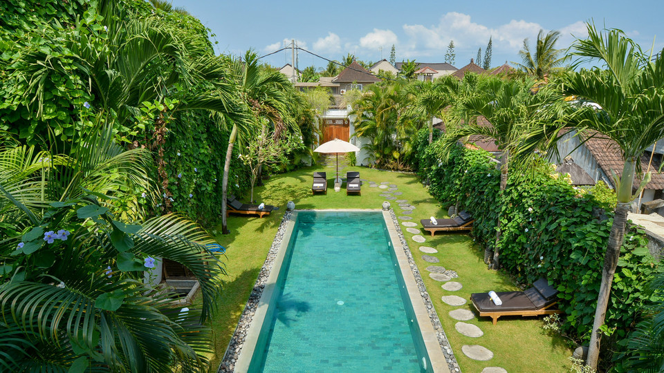 Fantastische 5-Sterne-Villa mit 2 entspannenden Pools, Bali Villa 2136