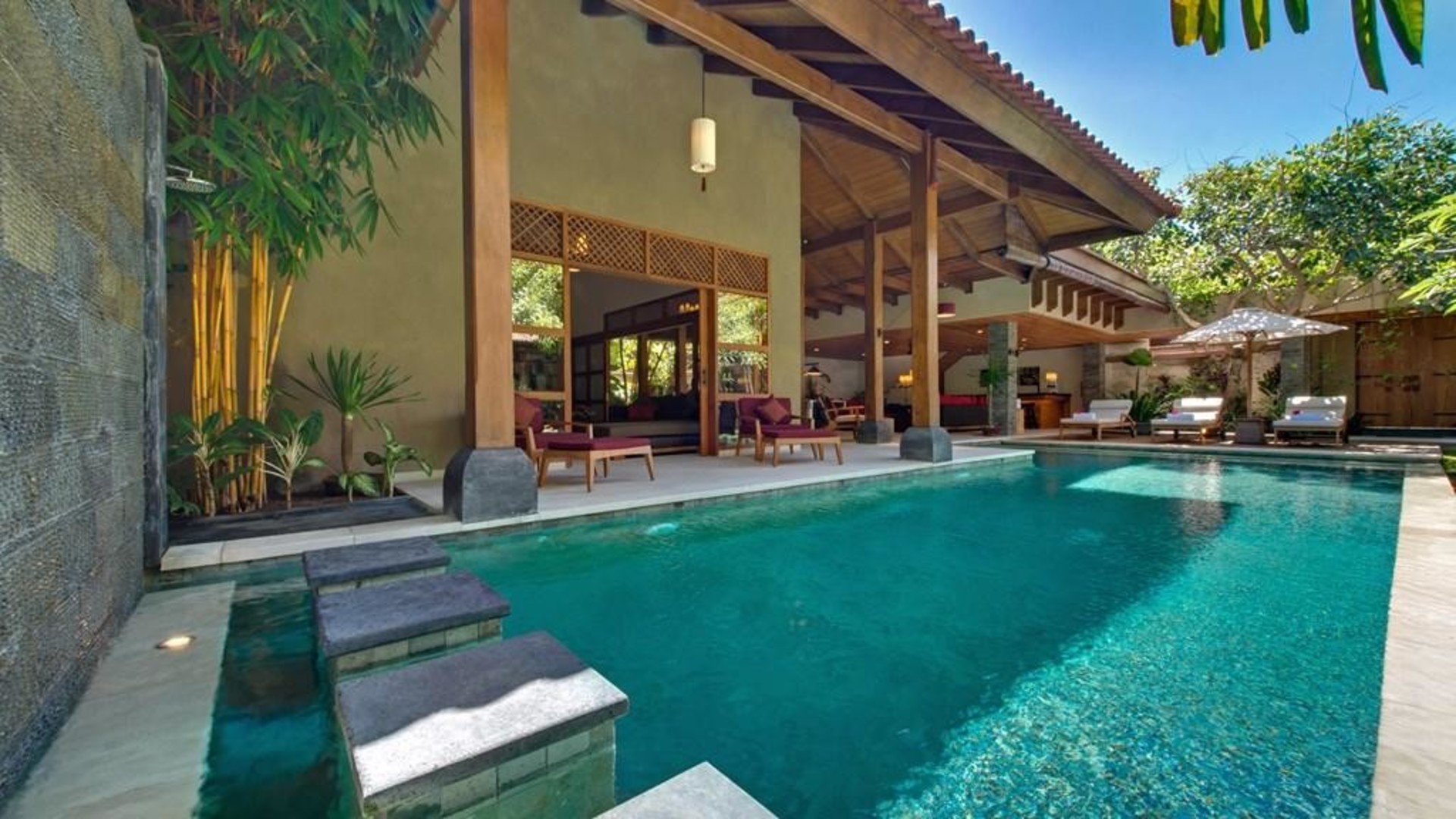 Ruhige Villa mit glitzerndem Swimmingpool, Bali Villa 2139