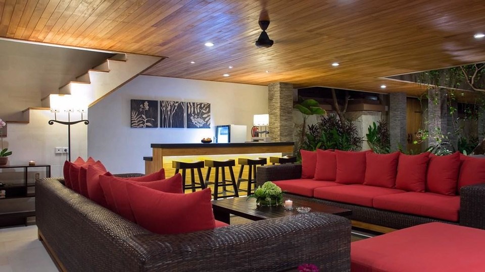 Ruhige Villa mit glitzerndem Swimmingpool, Bali Villa 2139