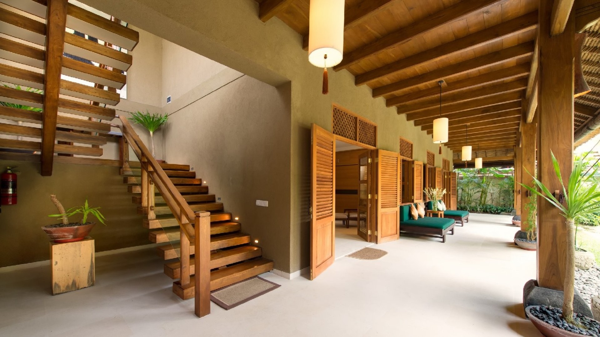 Ruhige Villa mit glitzerndem Swimmingpool, Bali Villa 2139