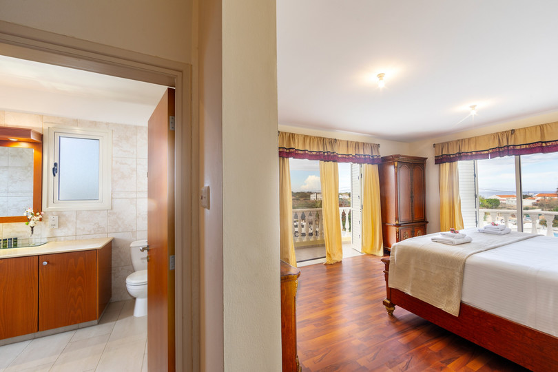 Die perfekte Luxusvilla, Protaras Villa 1039