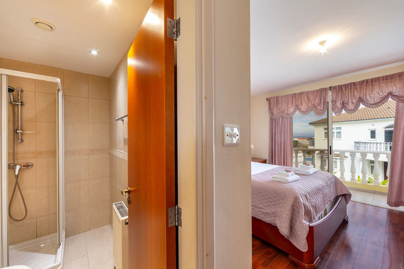 Die perfekte Luxusvilla, Protaras Villa 1039
