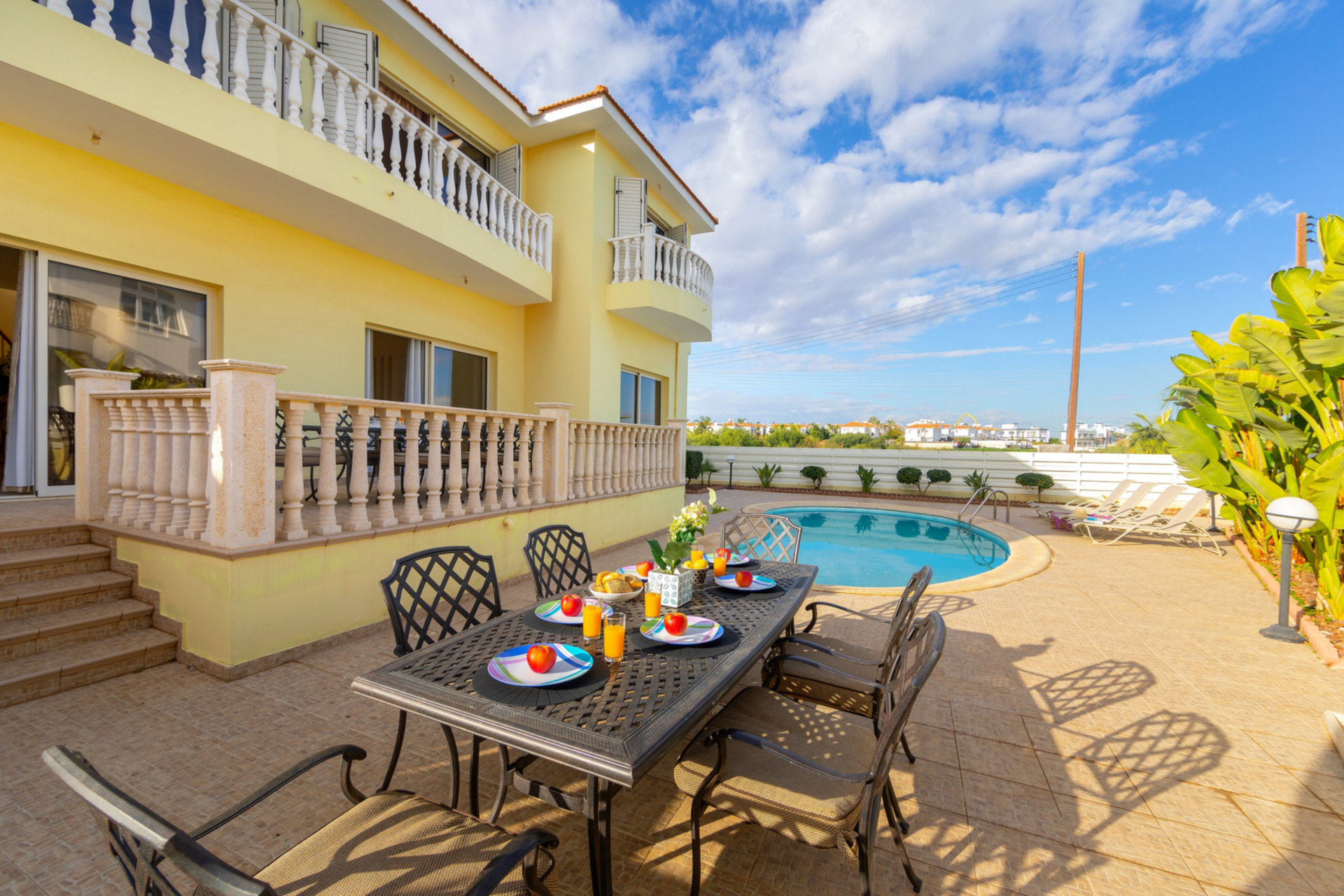 Die perfekte Luxusvilla, Protaras Villa 1039