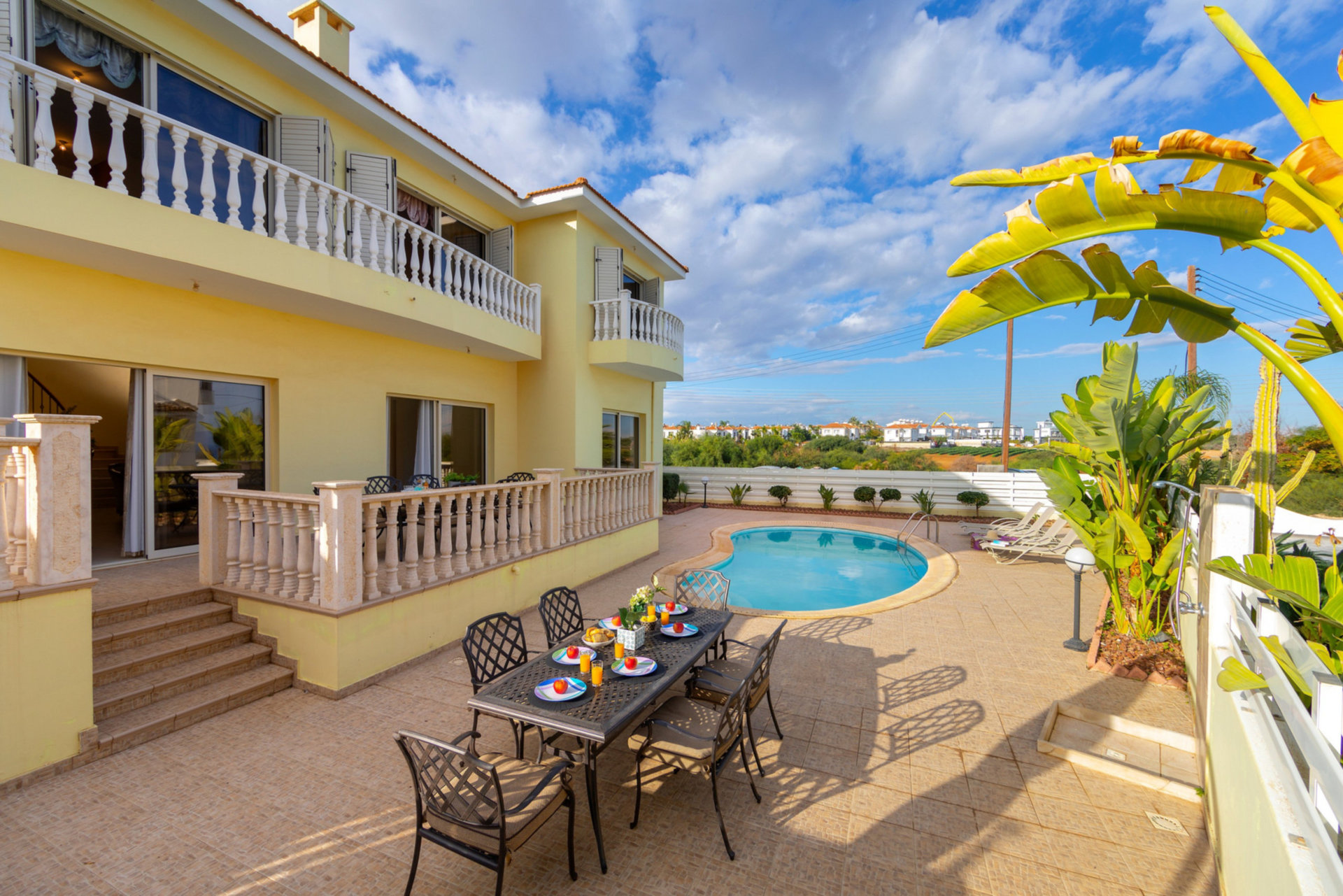 Die perfekte Luxusvilla, Protaras Villa 1039