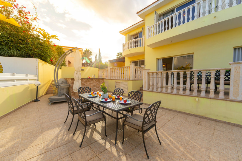 Die perfekte Luxusvilla, Protaras Villa 1039