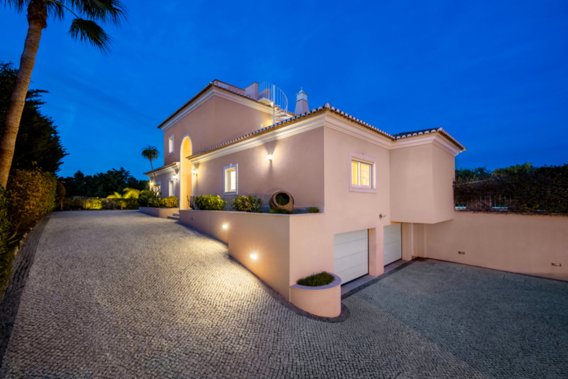 Luxuriöse Villa mit privatem Pool im prestigeträchtigen Quinta do Lago Villa 1126