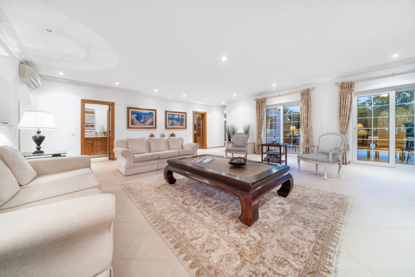 Luxuriöse Villa mit privatem Pool im prestigeträchtigen Quinta do Lago Villa 1126