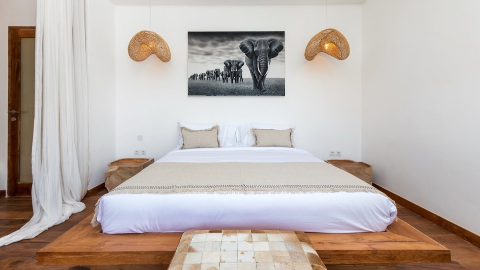 Ruhige Ferienvilla mit 4 Schlafzimmern und Pool, Bali Villa 2205