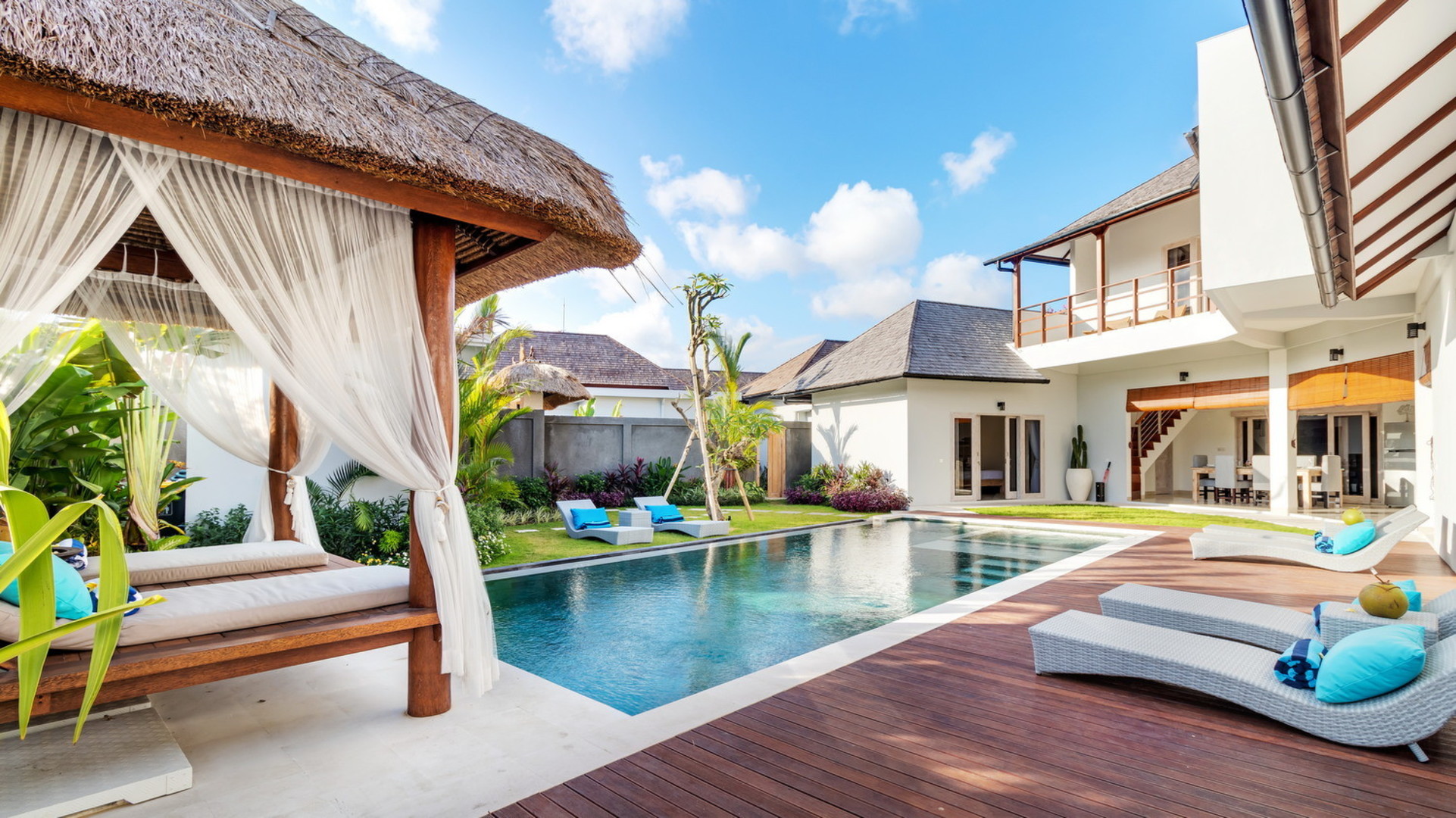 Luxuriöse 4-Zimmer-Villa mit Pool, Bali Villa 2206