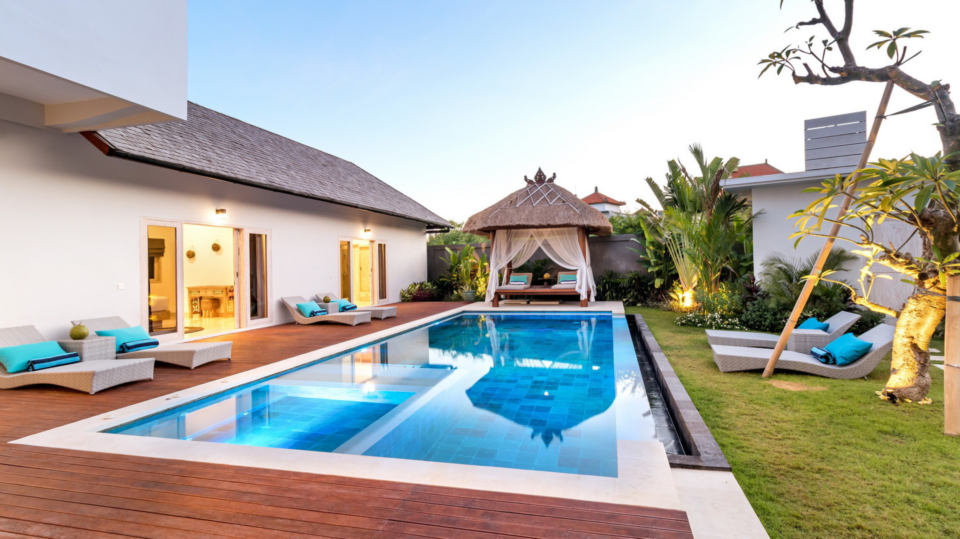 Luxuriöse 4-Zimmer-Villa mit Pool, Bali Villa 2206