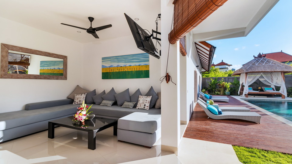 Luxuriöse 4-Zimmer-Villa mit Pool, Bali Villa 2206