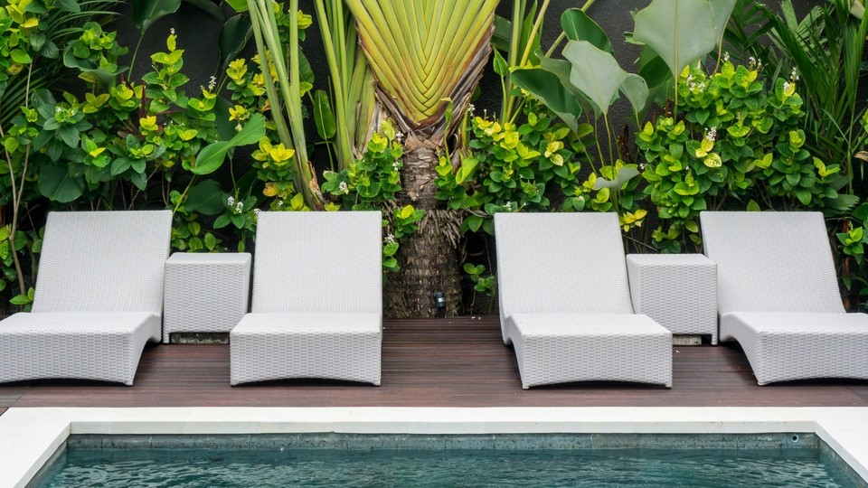 Charmante 7-Zimmer-Villa mit Pool und Balkon auf Bali, Bali Villa 2206