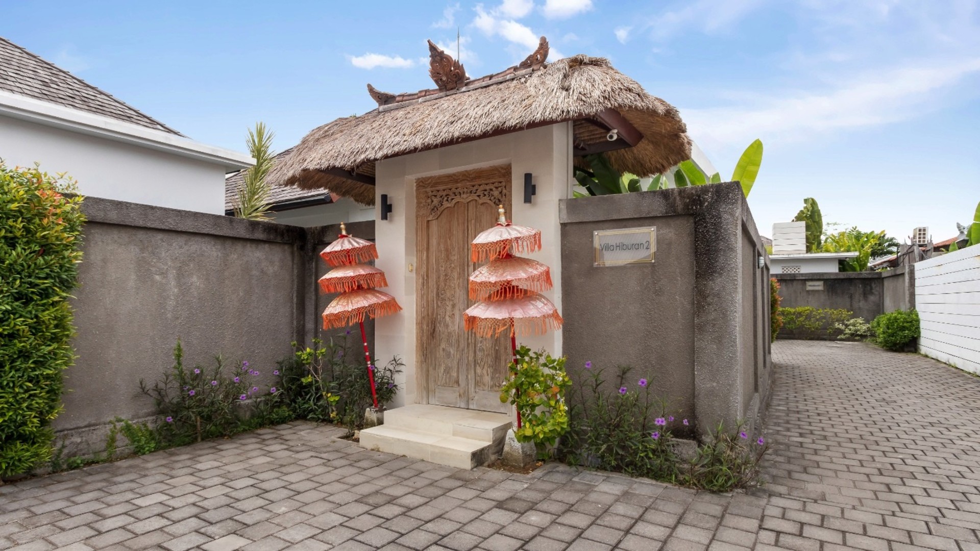 Charmante 7-Zimmer-Villa mit Pool und Balkon auf Bali, Bali Villa 2206