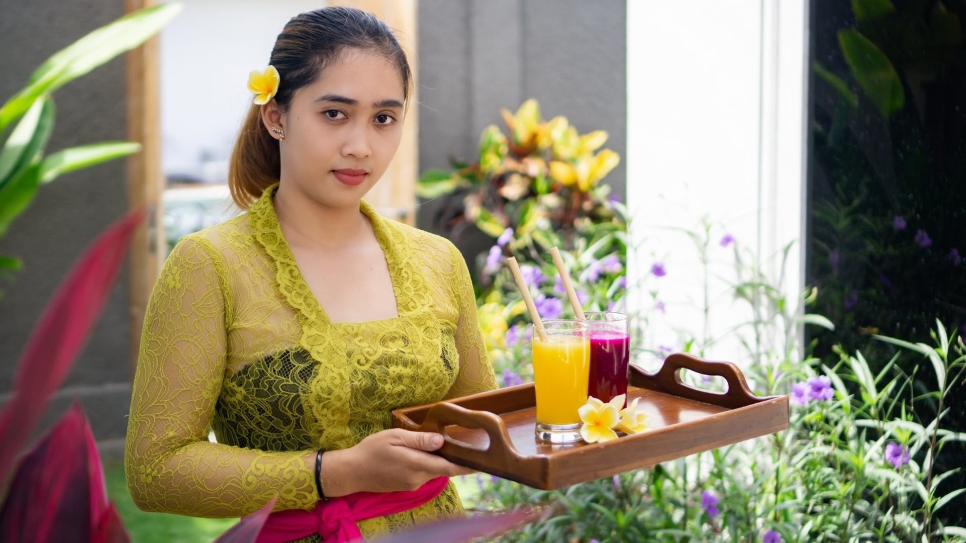 Charmante 7-Zimmer-Villa mit Pool und Balkon auf Bali, Bali Villa 2206