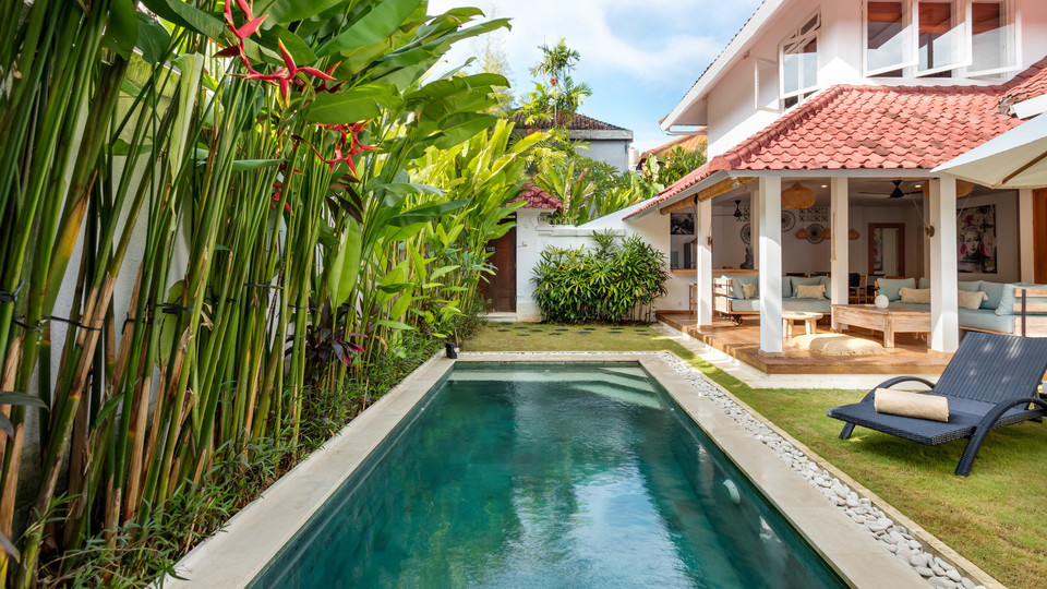 Geräumige 3-Zimmer-Villa mit Garten und Pool auf Bali, Bali Villa 2208