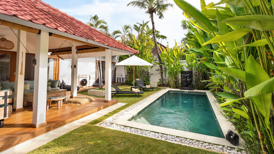 Geräumige 3-Zimmer-Villa mit Garten und Pool auf Bali, Bali Villa 2208