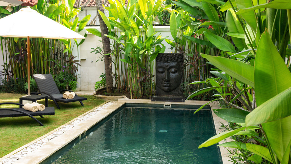 Geräumige 3-Zimmer-Villa mit Garten und Pool auf Bali, Bali Villa 2208