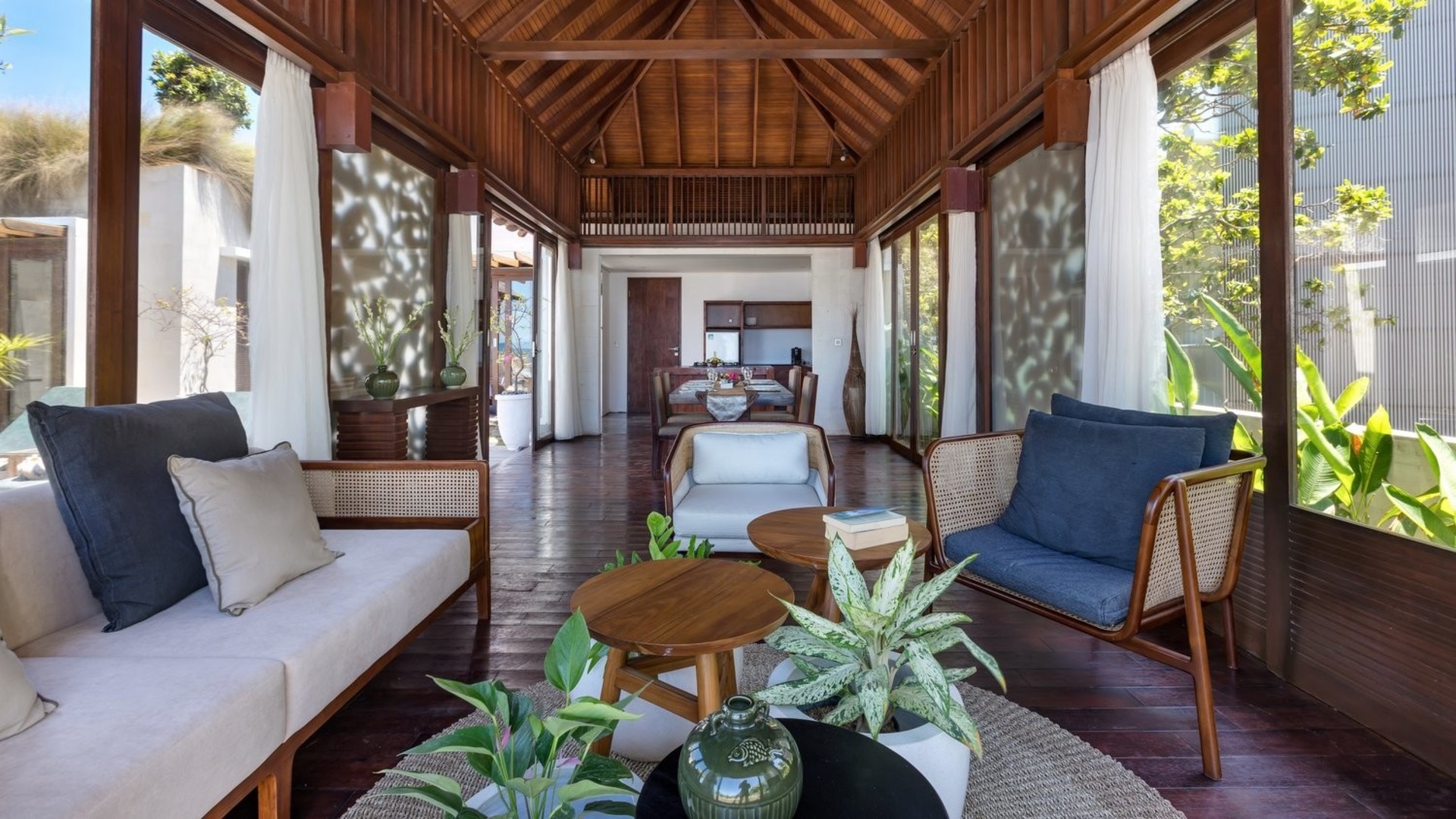 Ruhige 16-Zimmer-Villa mit Pool auf Bali, Bali Villa 2209