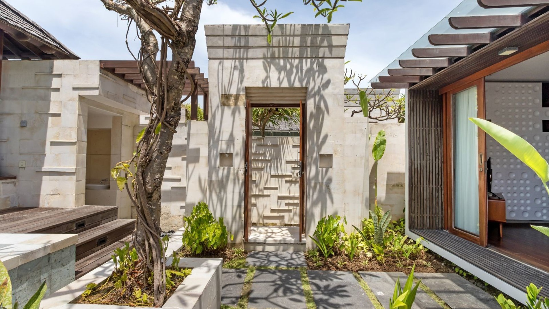 Ruhige 16-Zimmer-Villa mit Pool auf Bali, Bali Villa 2209