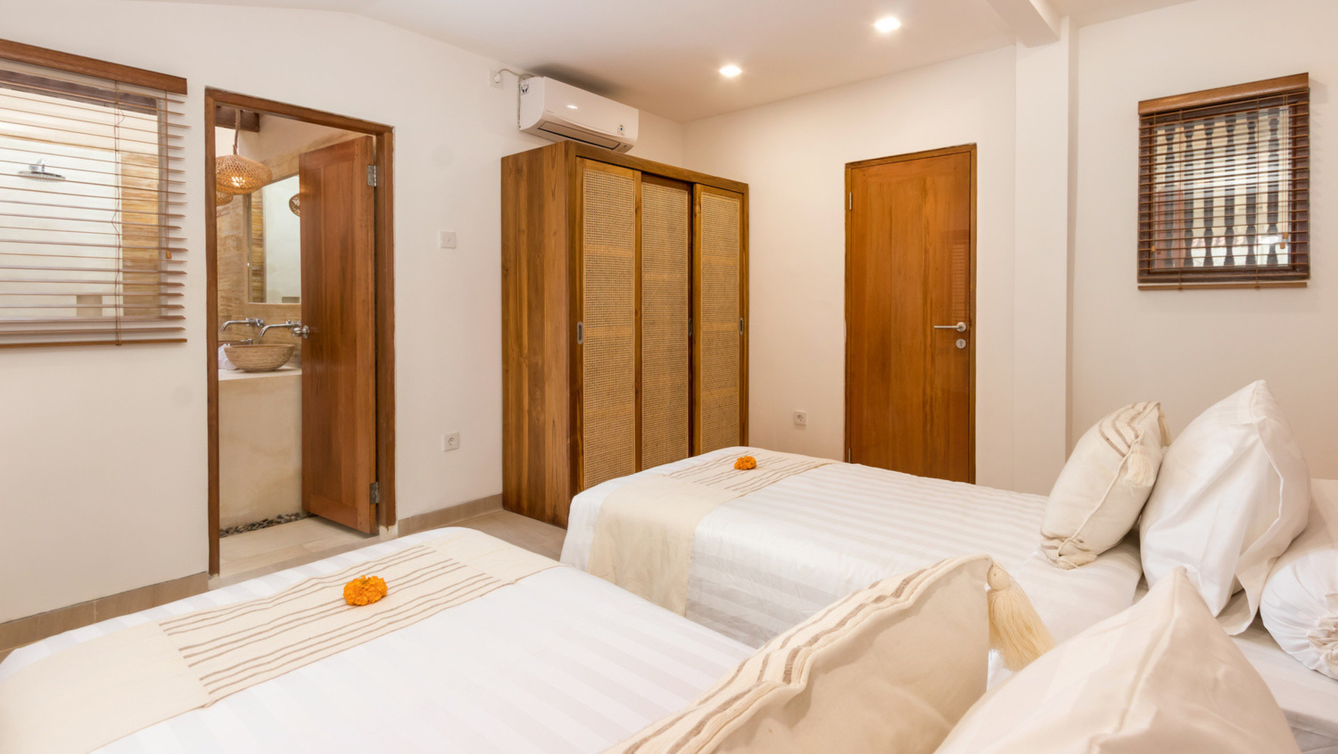 Fantastische 4-Zimmer-Villa mit Pool auf Bali, Bali Villa 2211