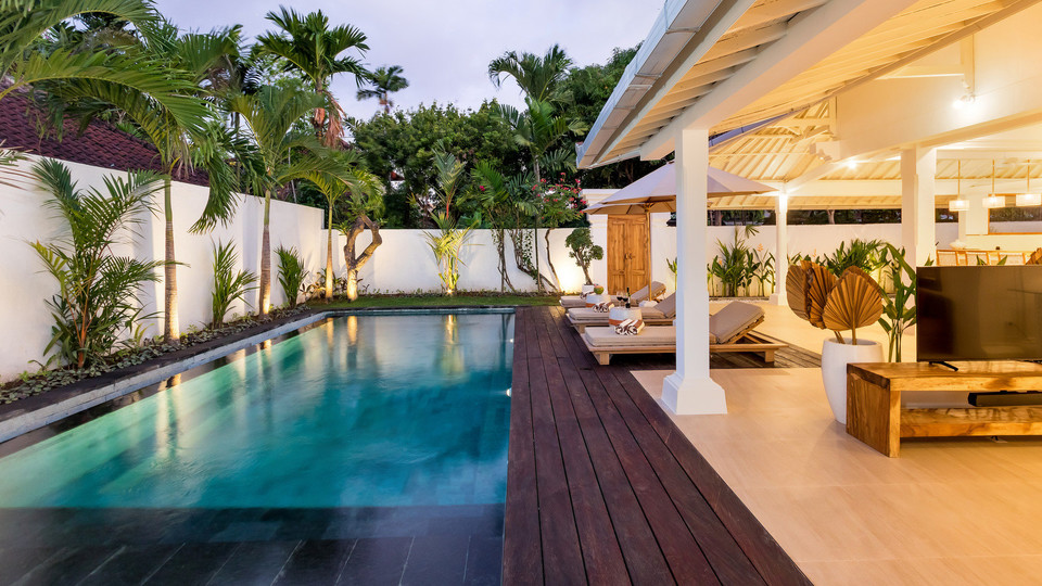 Fantastische 4-Zimmer-Villa mit Pool auf Bali, Bali Villa 2211