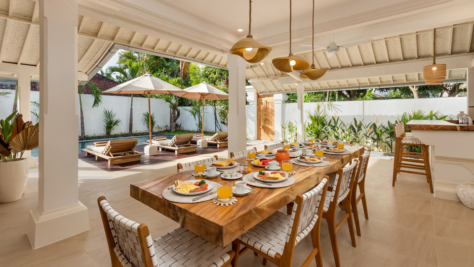 Fantastische 4-Zimmer-Villa mit Pool auf Bali, Bali Villa 2211