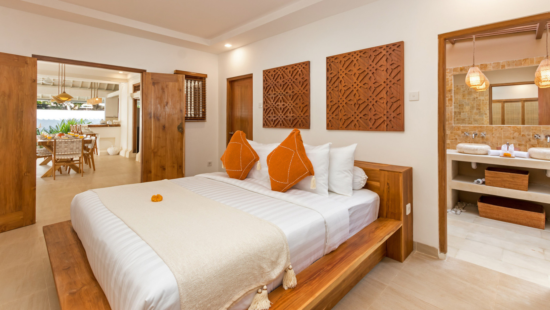 Wunderschöne 4-Zimmer-Villa mit Pool, Bali Villa 2212