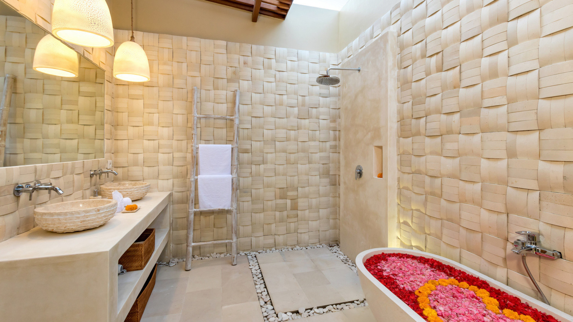 Wunderschöne 4-Zimmer-Villa mit Pool, Bali Villa 2212