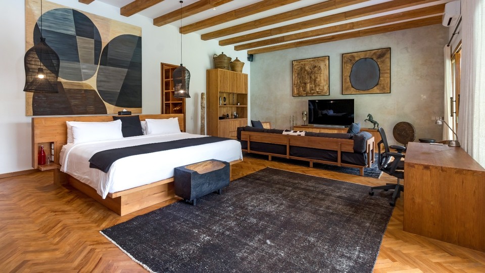 Fröhliche 3-Zimmer-Villa mit Pool und Garten, Bali Villa 2213