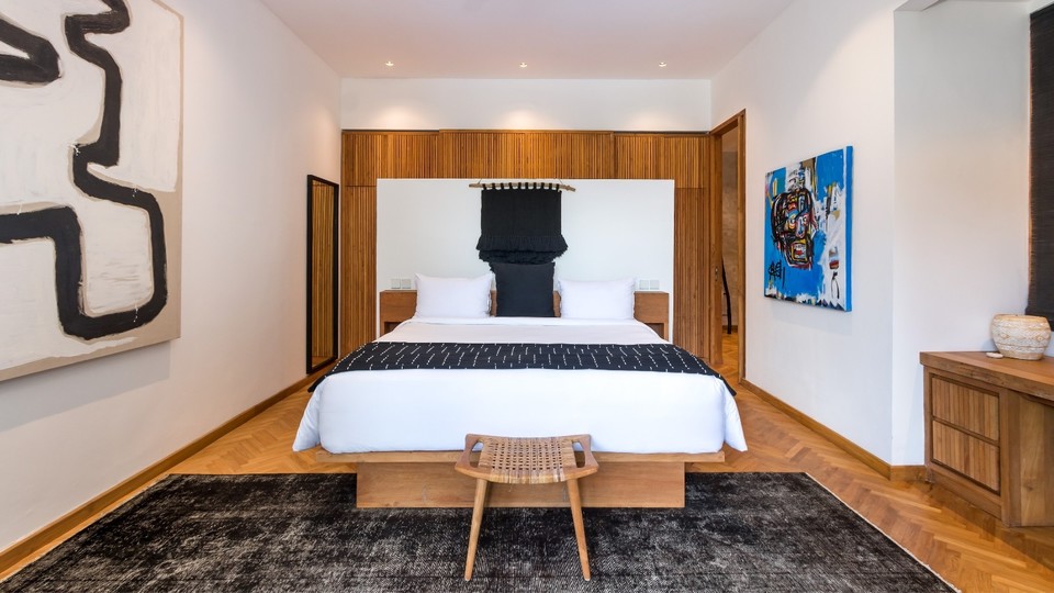 Fröhliche 3-Zimmer-Villa mit Pool und Garten, Bali Villa 2213