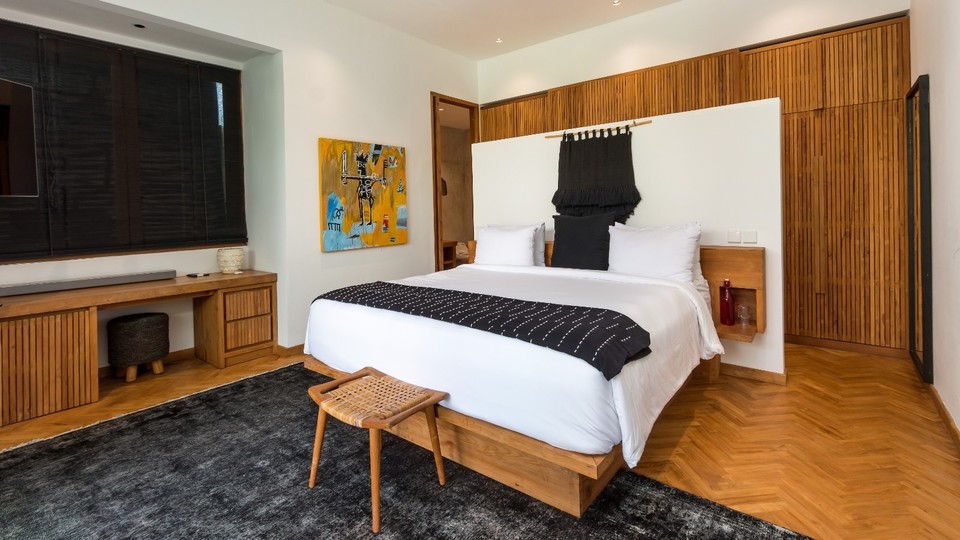 Fröhliche 3-Zimmer-Villa mit Pool und Garten, Bali Villa 2213