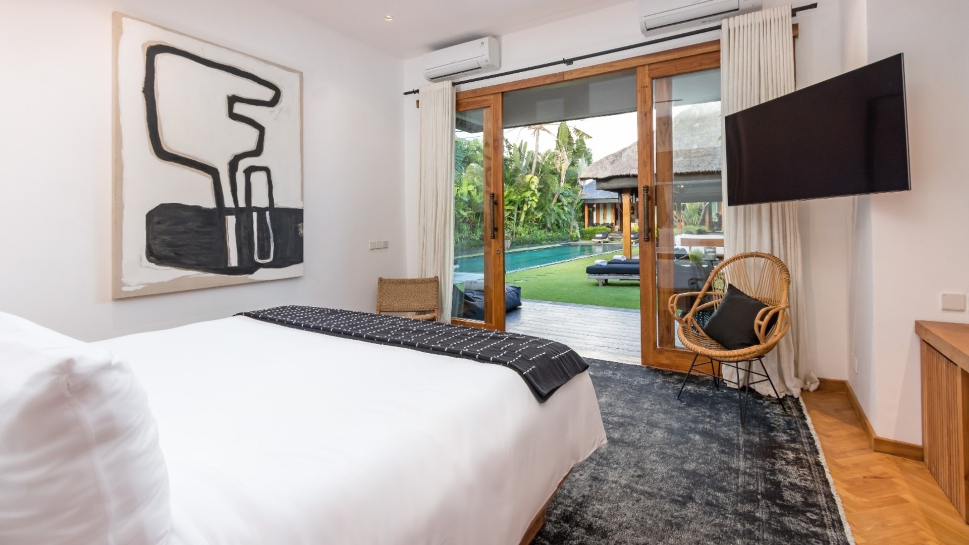 Fröhliche 3-Zimmer-Villa mit Pool und Garten, Bali Villa 2213