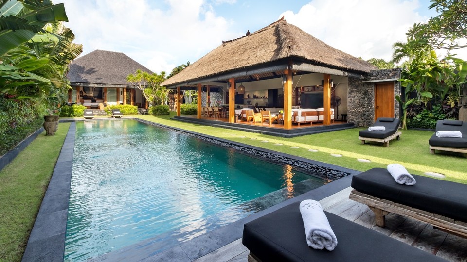 Fröhliche 3-Zimmer-Villa mit Pool und Garten, Bali Villa 2213, Seminyak, Indonesia